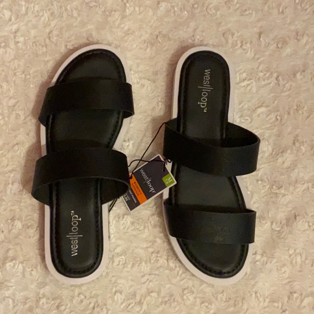 ❗️✨New size 7/8 black and white sandals❗️last chance !